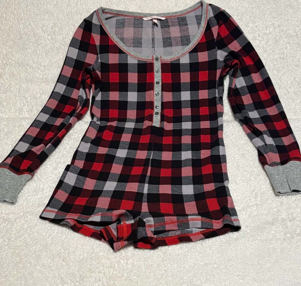 Victoria's Secret Red Black Plaid Long Sleeve Button Front Sleep Romper Size S
